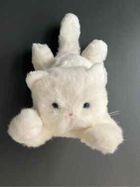 Vintage Cat Puppet 1985 24K Polar Puff Bell in Tail White Blue Eyes Rare 80s Toy